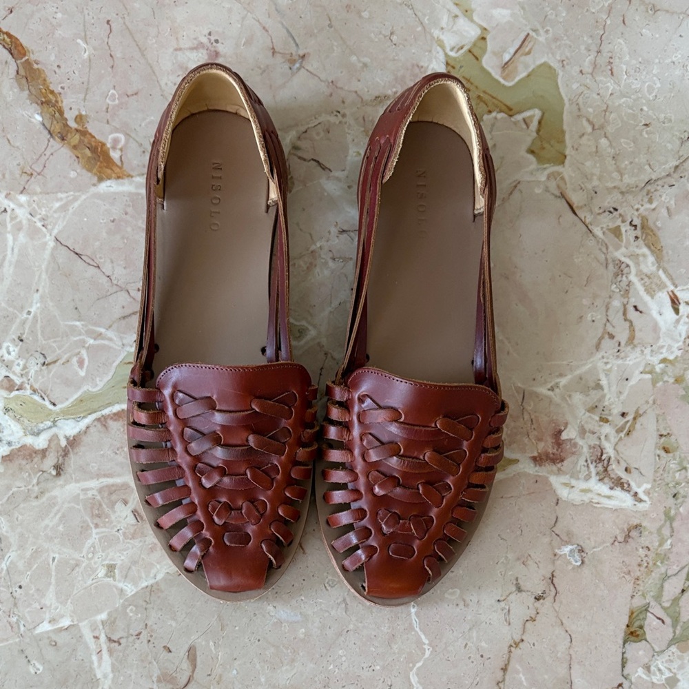 Nisolo Huarache Sandal Chestnut Leather Women's Flats